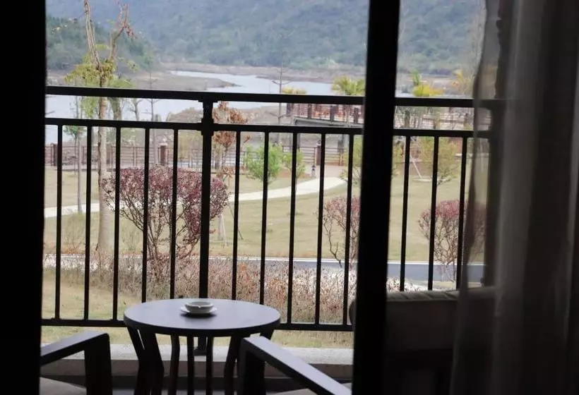 ホテル Ln Dongfang Hot Spring Resort