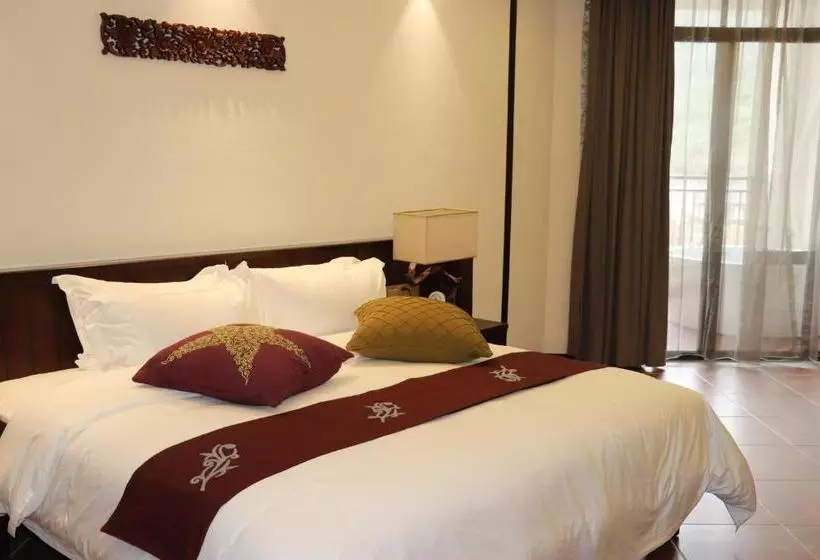 ホテル Ln Dongfang Hot Spring Resort