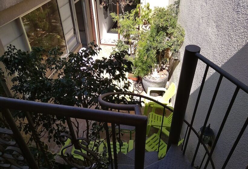 Satori House   Hostel