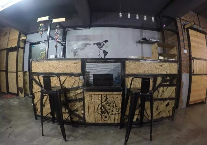 The Bunk Backpackers Hostel By Fleur