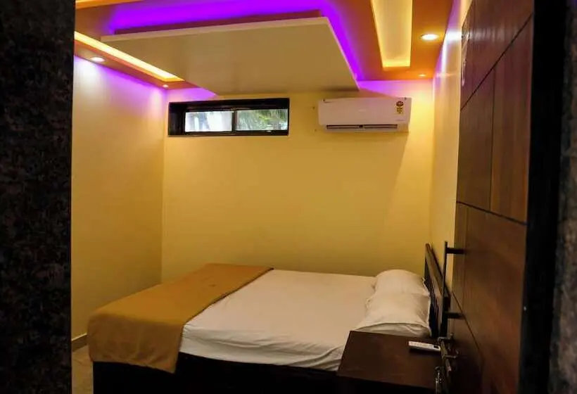 ホテル Vr Rudra Residency