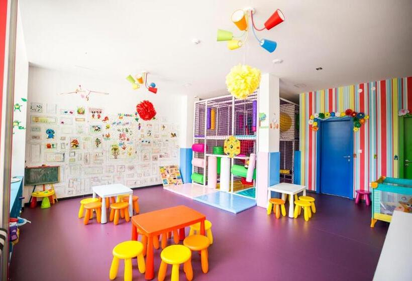 A Hoteli   Hotel Slatina