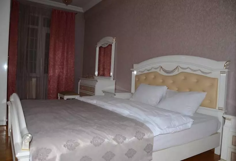 تختخواب و صبحانه 125