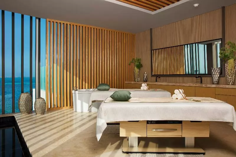 Dreams Vista Cancun Golf & Spa Resort