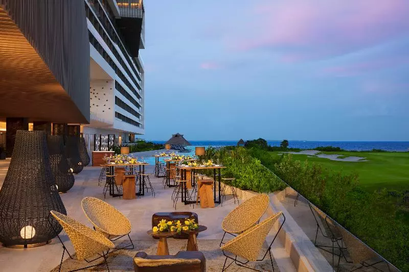 Dreams Vista Cancun Golf & Spa Resort