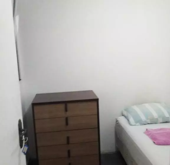 Espaço Viagi Hostel