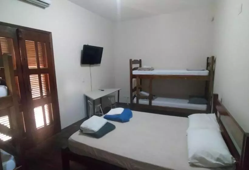 Espaço Viagi Hostel