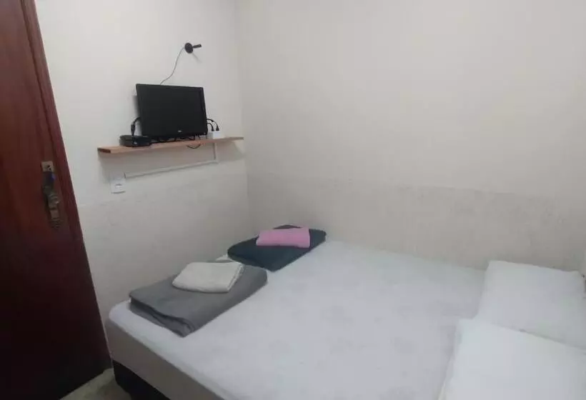 Espaço Viagi Hostel