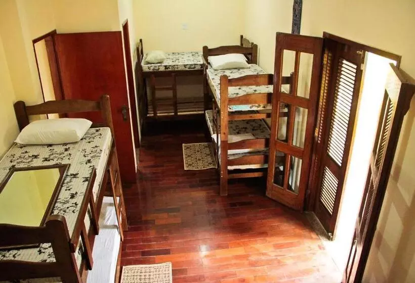 Espaço Viagi Hostel
