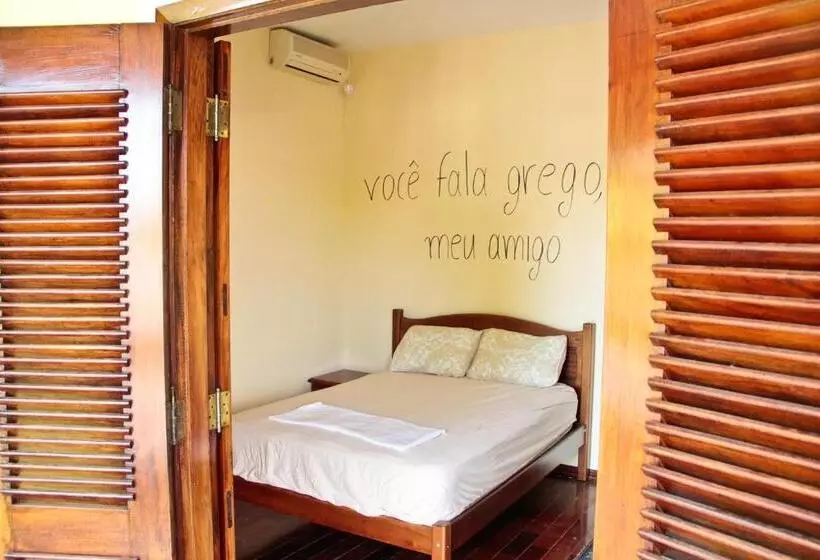 Espaço Viagi Hostel