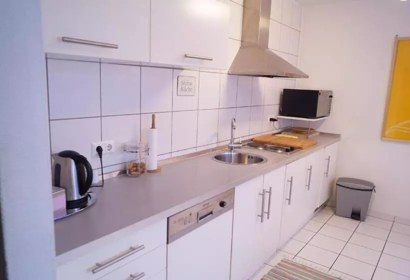هتل Atelier Guesthouse