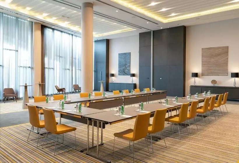 Hotelli Centro Westside By Rotana