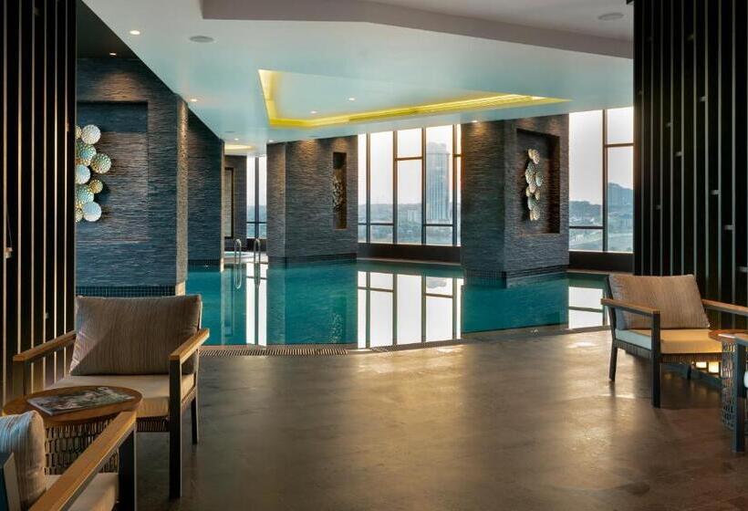 ホテル Centro Westside By Rotana