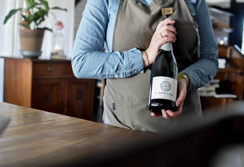 ホテル Idas Brygga Skepparehus