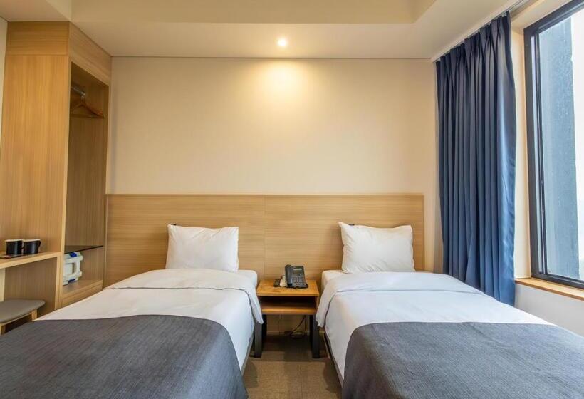 בית מלון כפרי Jk Blossom