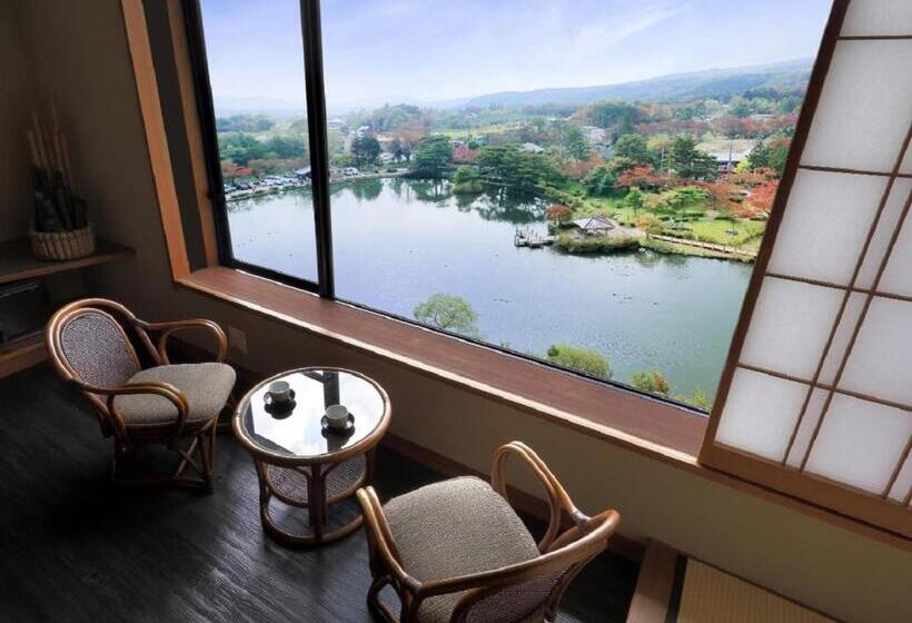 Hotel Kagamigaike Hekizantei