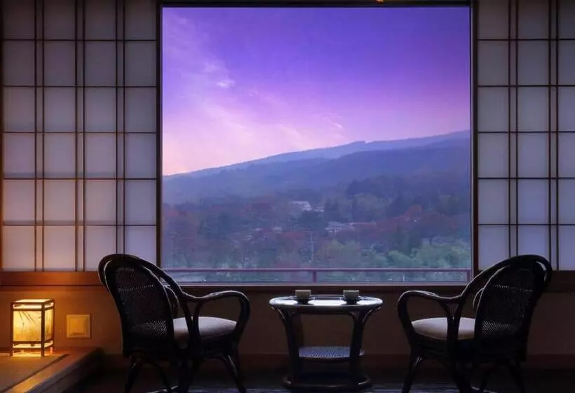 Hotelli Kagamigaike Hekizantei