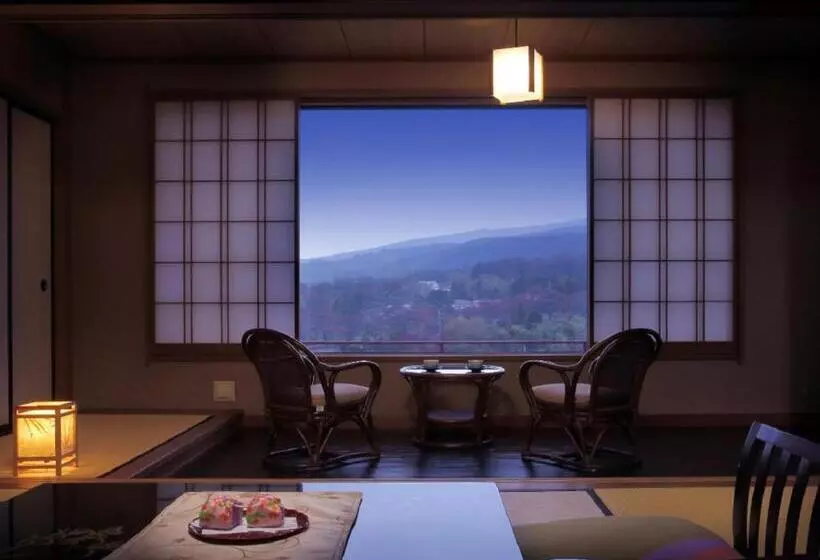 Hotelli Kagamigaike Hekizantei