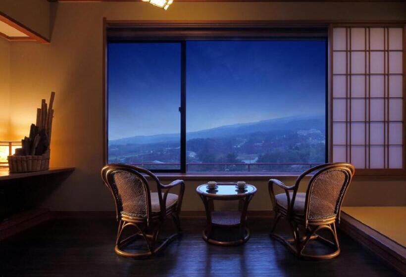 בית מלון כפרי Kagamigaike Hekizantei