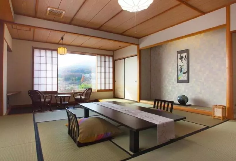 Hotelli Kagamigaike Hekizantei