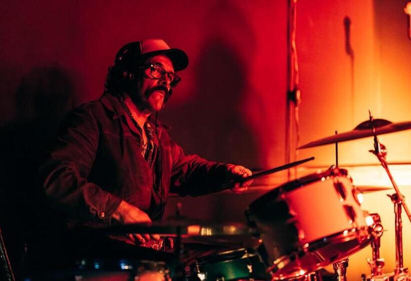 בית מלון כפרי The Family