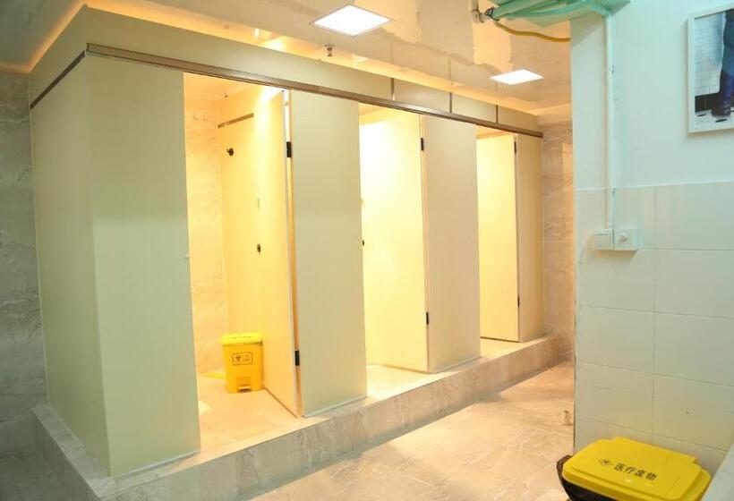 Otel Wuhan Worry-free Capsule