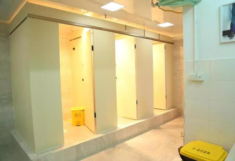 ホテル Wuhan Worry-free Capsule