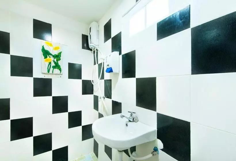 استراحتگاه Ivy Cottage By Qiu