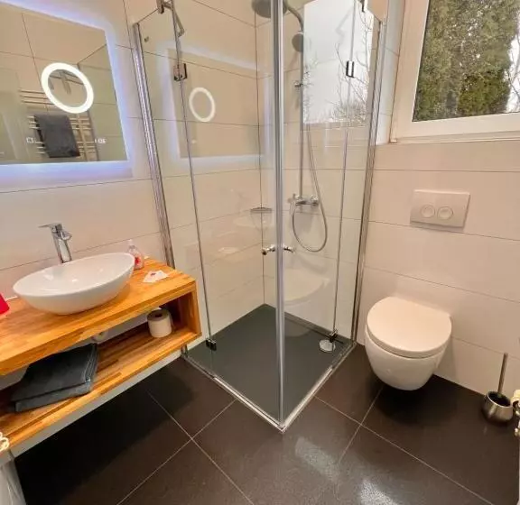 Hil   Hotel Im Lus Schopfheim