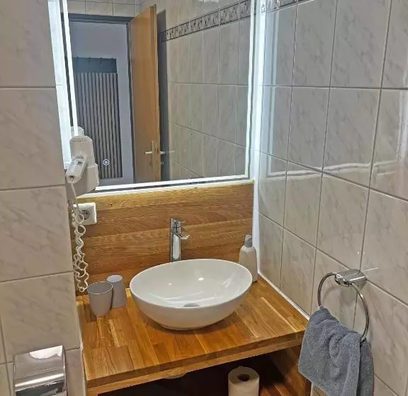 Hil   Hotel Im Lus Schopfheim