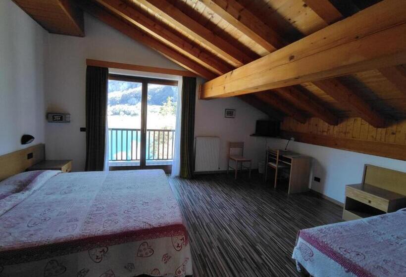 בית מלון כפרי Albergo Stella Alpina