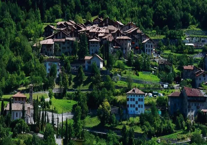 Hotelli Albergo Stella Alpina