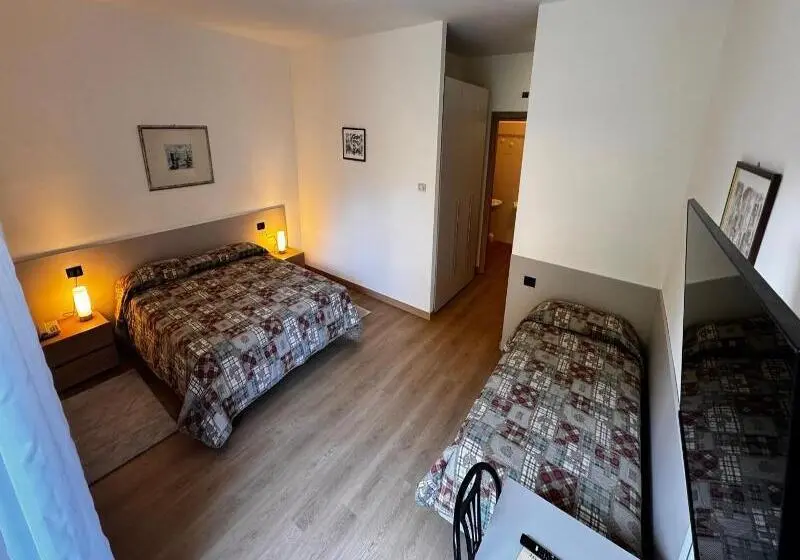 Hotelli Albergo Stella Alpina