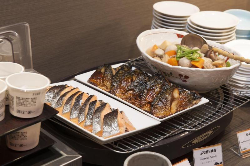 בית מלון כפרי Dormy Inn Oita