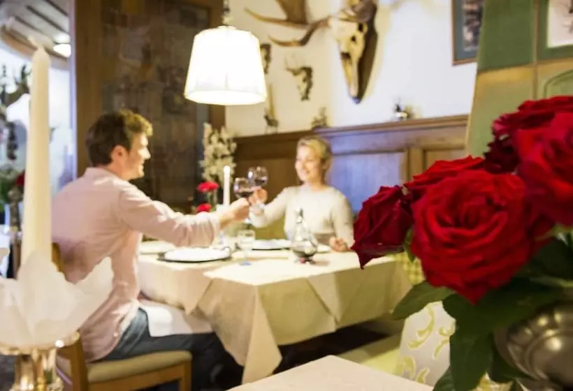 Hotelli Gasthof Jägerstüble