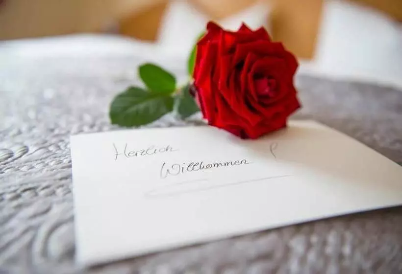 Hotelli Gasthof Jägerstüble