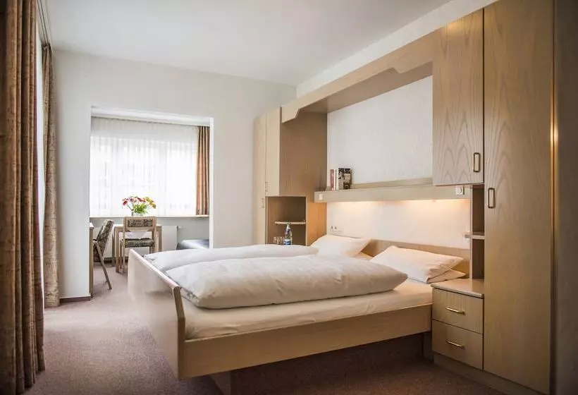 Hotelli Gasthof Jägerstüble