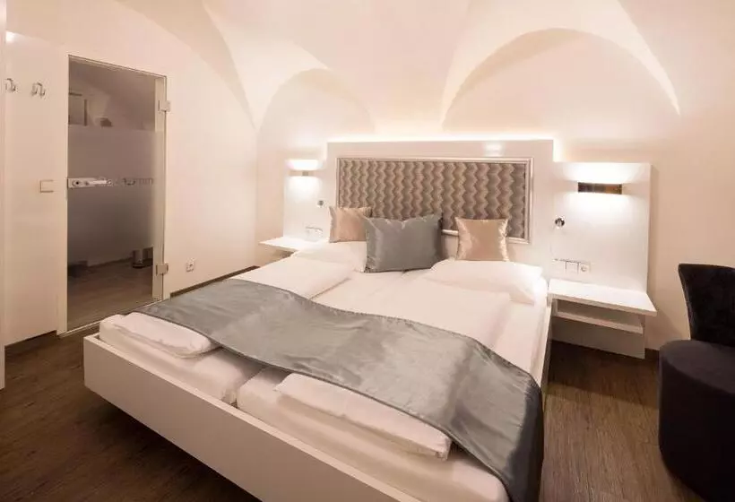 Ambiance Hotel   Braunau   Simbach