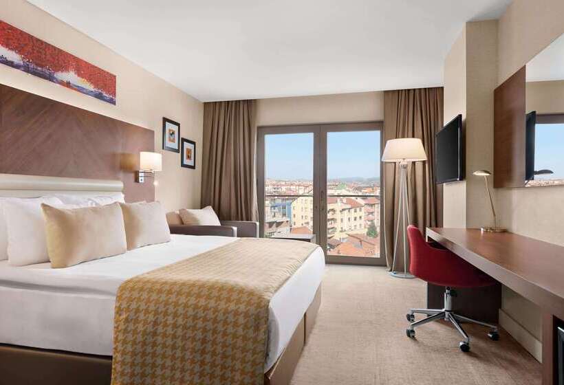 בית מלון כפרי Ramada By Wyndham Isparta