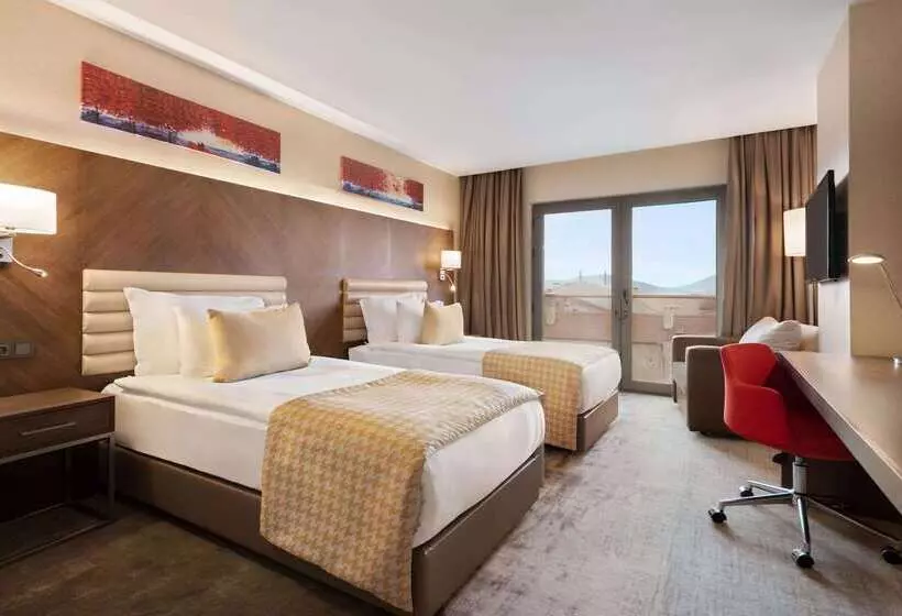 ホテル Ramada By Wyndham Isparta