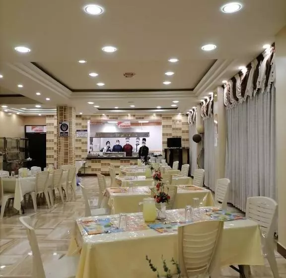 هتل The Oruro Inn