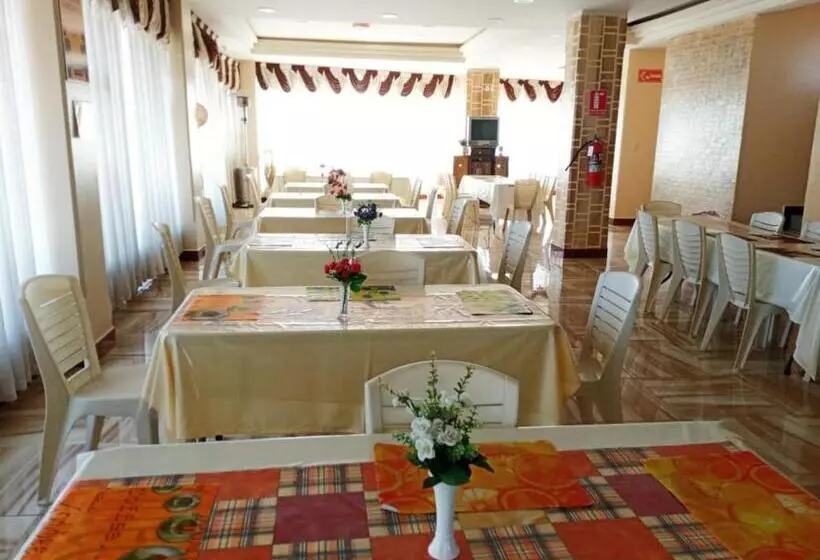 هتل The Oruro Inn