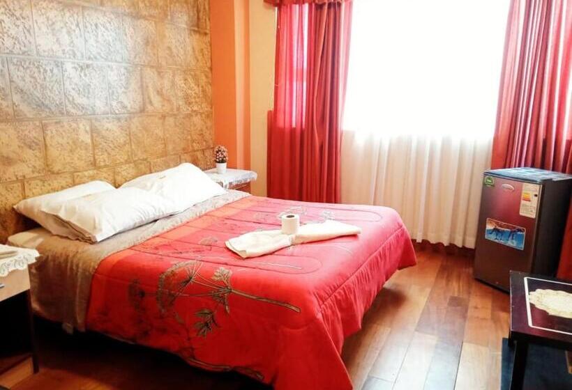 هتل The Oruro Inn