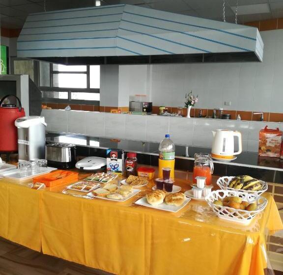 هتل The Oruro Inn