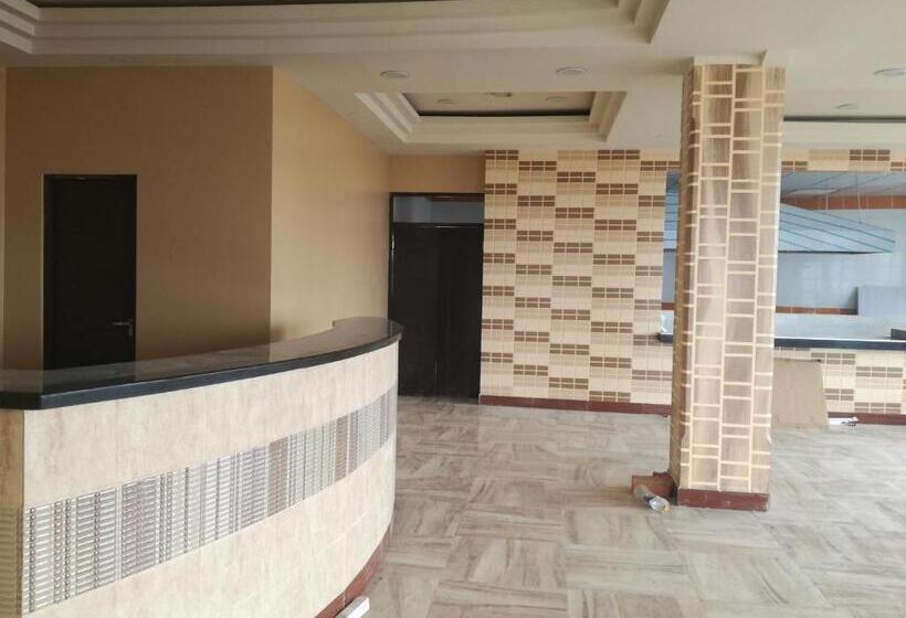 هتل The Oruro Inn