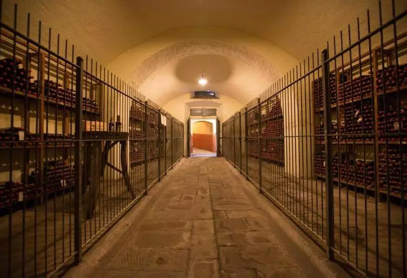 Aamiaismajoitus (B&B) Agriturismo La Fattoria Di Capezzana