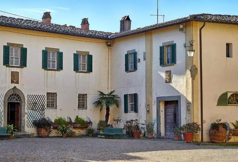 Aamiaismajoitus (B&B) Agriturismo La Fattoria Di Capezzana