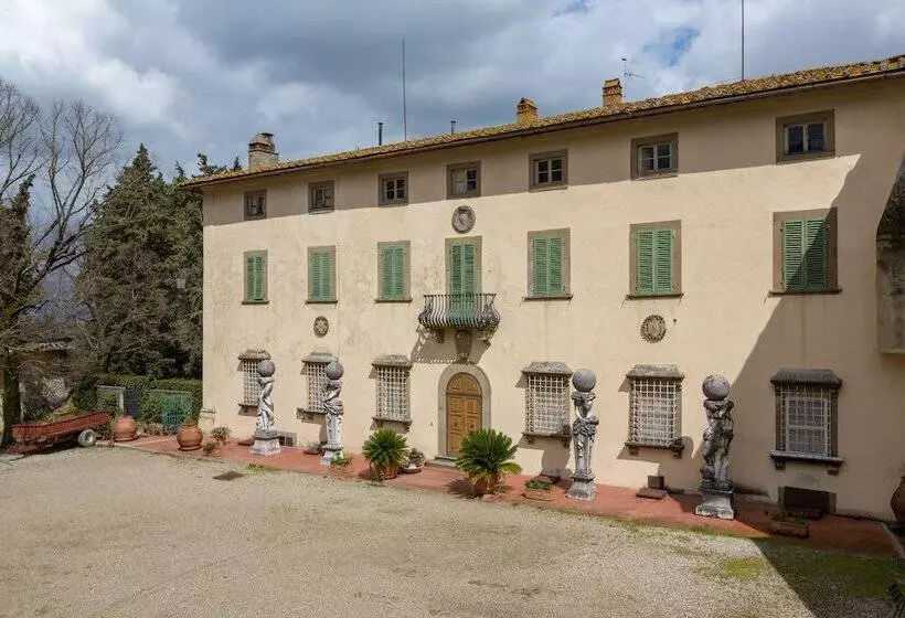 Aamiaismajoitus (B&B) Agriturismo La Fattoria Di Capezzana