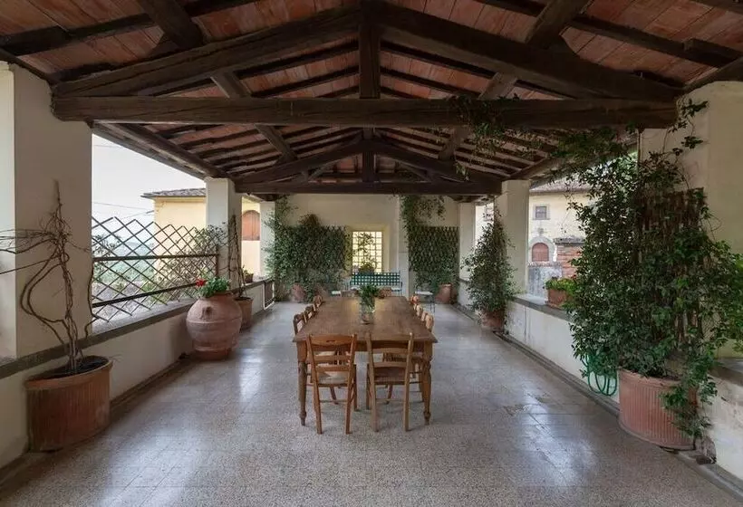 Aamiaismajoitus (B&B) Agriturismo La Fattoria Di Capezzana