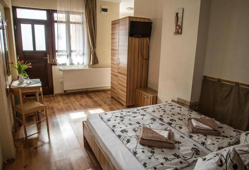 ベッドアンドブレックファースト Nádasdi Ház